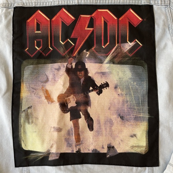 COTTON ON | AC/DC bleached denim jacket - Picture 12 of 12